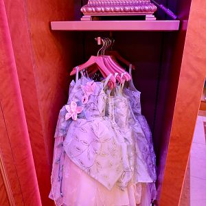 Bibbidi Bobbidi Boutique-006