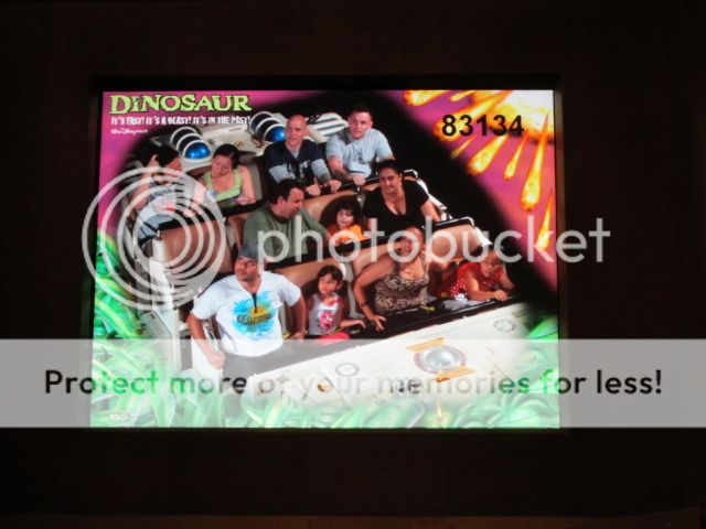 8-DinosaurandGiftShop16.jpg