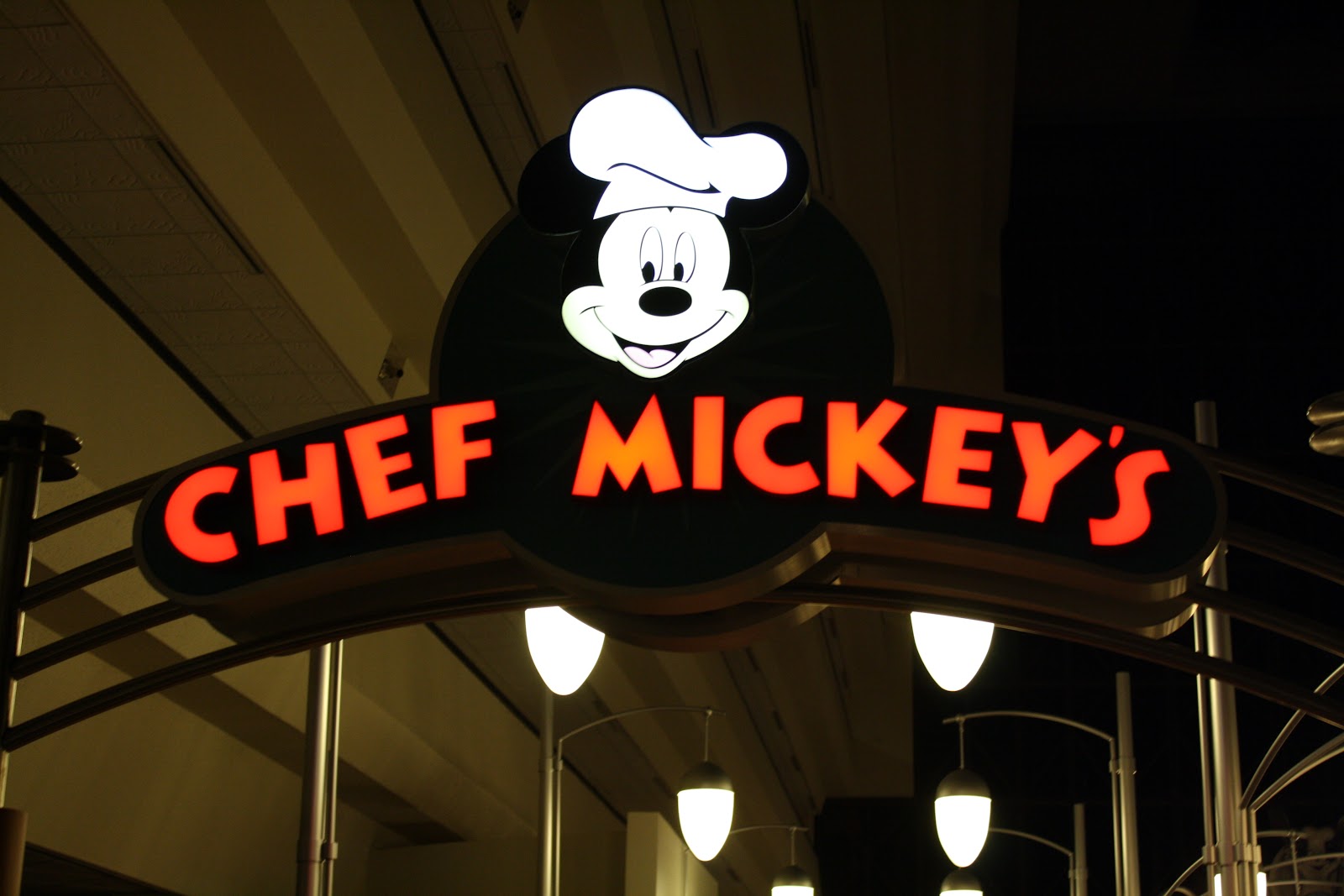 Chef+Mickeys+%25283%2529.JPG