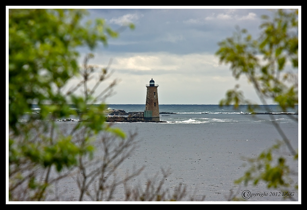 Whaleback-Lighthouse-06-05-XL.jpg