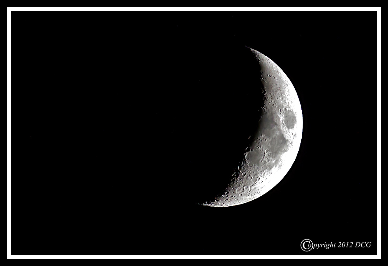 Crescent-Moon-09-20-01bcr-X2.jpg
