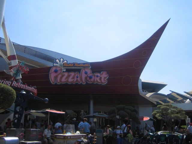 DisneylandSpringBreak2007-Day2327.jpg