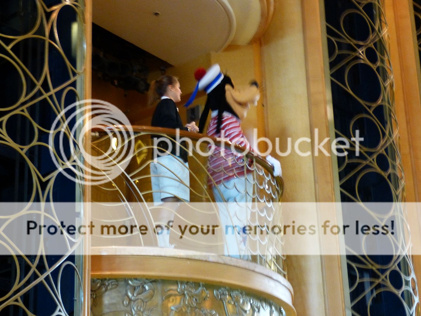 DisneyWonderJanuary2013072.jpg