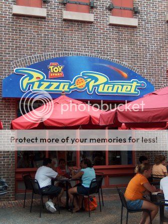 PizzaPlanetAug24-2004b.jpg