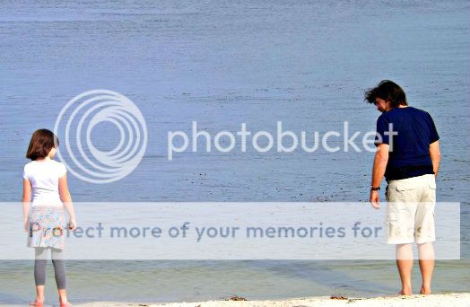 20121225_1FORPUB_BeachBonding_zps832df4c1.jpg