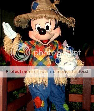 Mickeyhalloweenparty.jpg