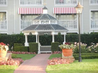 WeddingGazebo-1.jpg