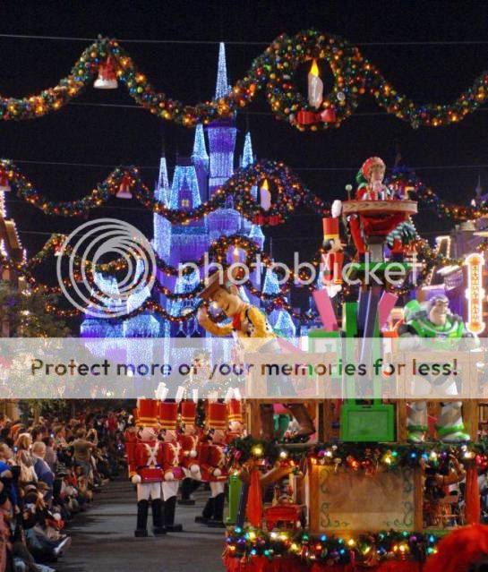 mickeys_merry_christmas_parade_castle.jpg