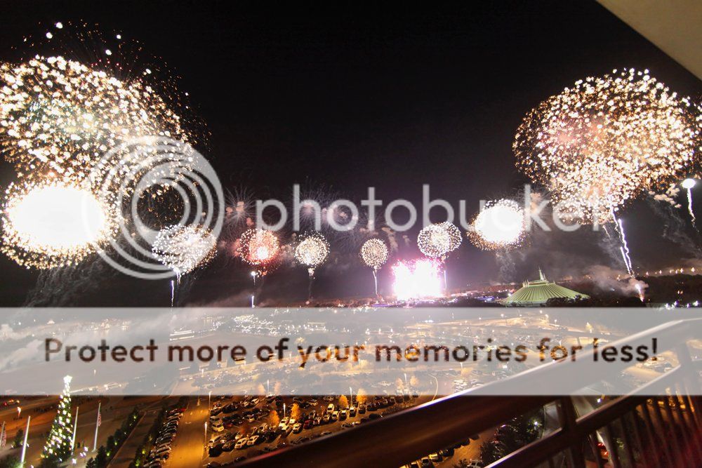 FireworksJuly2012.jpg