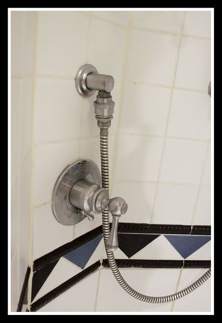 showerfaucet.jpg