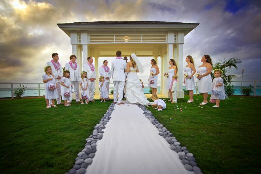 wedding-ceremony-decor-ideas-photo-by-curtis-smith-photography.jpg
