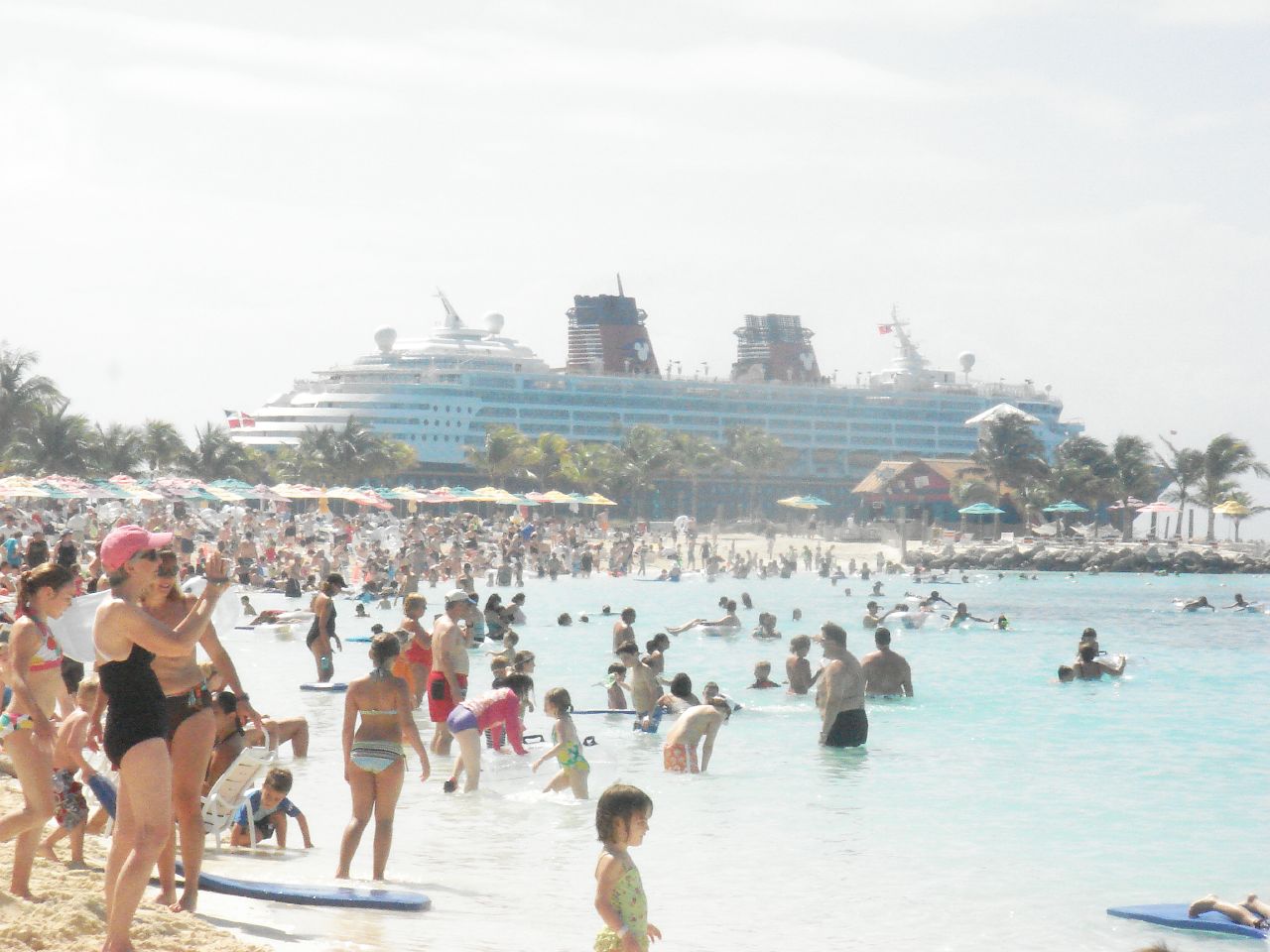 Castaway_Cay_beach.jpg