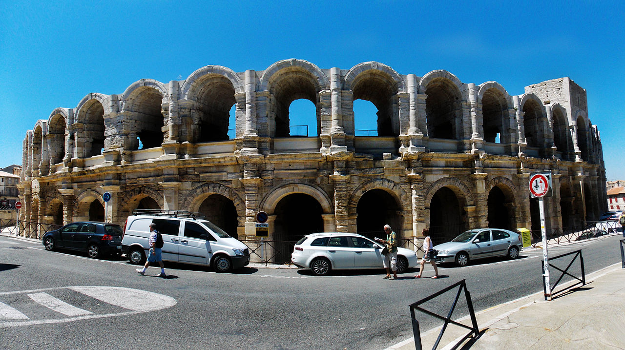 1280px-Arles_amphitheatre%2C_looking_North-East%2C_July_2014.jpg
