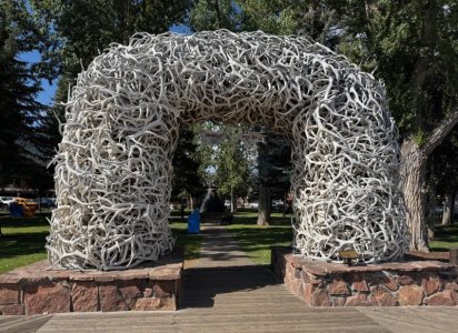 antler_arch.jpg