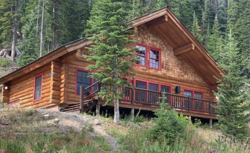 Brooks_cabin_2.jpg