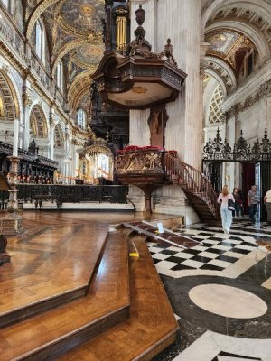 St pauls pulpit.jpg