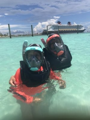 Snorkel vest 3.jpg