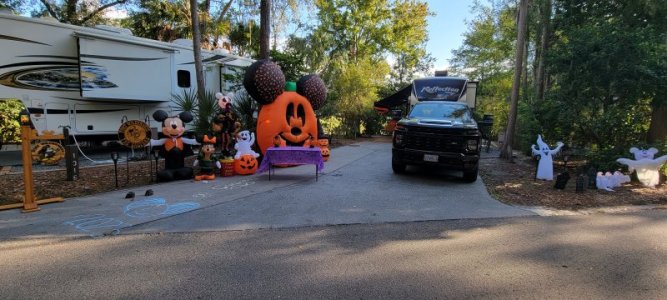 Halloween 2023.jpg