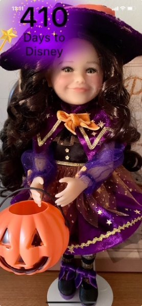 BIRTHDAY SIBLIE AS WITCH.jpg