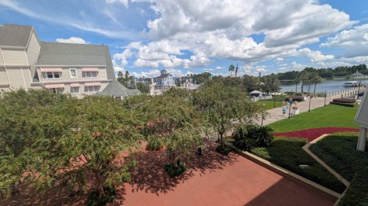 PXL_20250921_173225666.jpg
