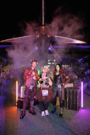 1922485075_MEDIUM (2).jpg