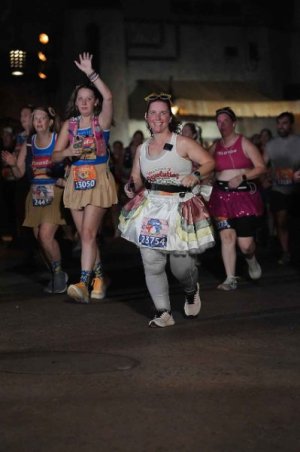 1923615469_MEDIUM.jpg 1923615469_MEDIUM.jpg