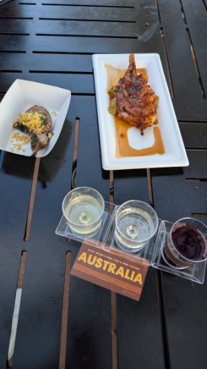 PXL_20250921_221944852.jpg PXL_20250921_221944852.jpg