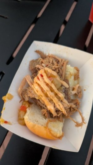 PXL_20250921_233734137.MP.jpg PXL_20250921_233734137.MP.jpg