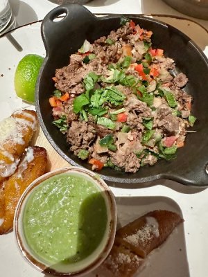 IMG_2025-11-03-205232.jpg IMG_2025-11-03-205232.jpg