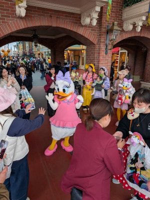 PXL_20251031_055325362.jpg PXL_20251031_055325362.jpg