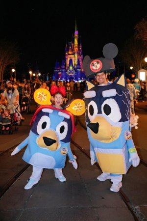 2025-10-30 - Magic Kingdom Park - Main street usa_3.jpeg