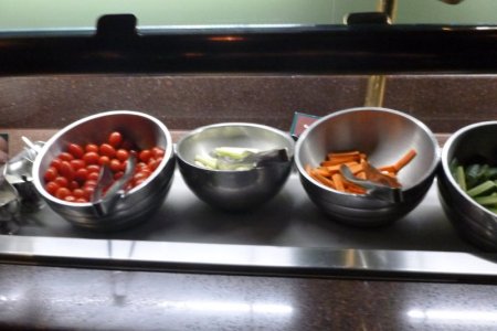 diversons magic 2016 buffet 1 tomatoes celery carrots pickles P1090062 1500.jpg