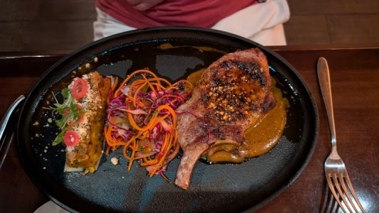 PXL_20250922_223000286.jpg PXL_20250922_223000286.jpg