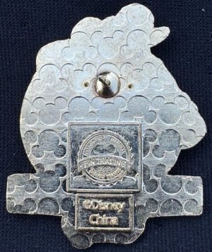 Mickey_hiking_back.jpg Mickey_hiking_back.jpg