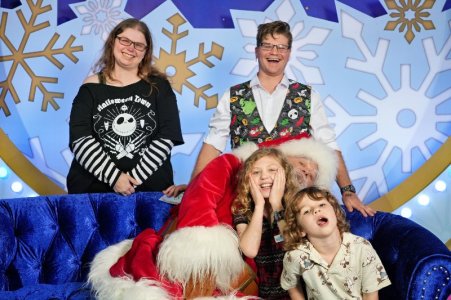 Family EPCOT Santa.jpeg