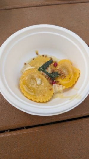 PXL_20250923_153952042.jpg PXL_20250923_153952042.jpg