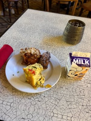 IMG_6084.JPG IMG_6084.JPG