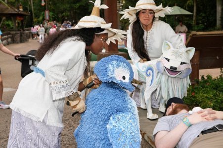 2025-11-29 - Disneys Animal Kingdom Park - Discovery island_8.jpeg 2025-11-29 - Disneys Animal Kingdom Park - Discovery island_8.jpeg