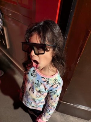 PXL_20251229_224630150.jpg PXL_20251229_224630150.jpg