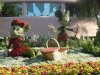 Epcot Minnie Mickey topiary.jpg