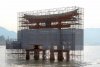 Miyajima-torii-under-scaffold-2013-close-up.jpg