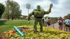F & G topiary buzz.jpg