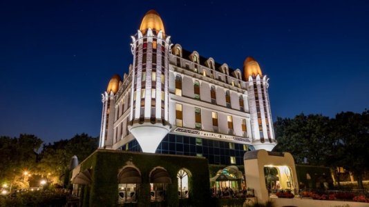 1024x576-efteling-hotel-donker.jpg