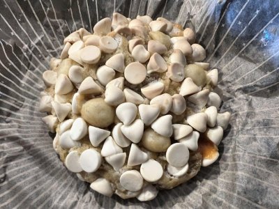 White Chocolate Macadamia Nut.jpg