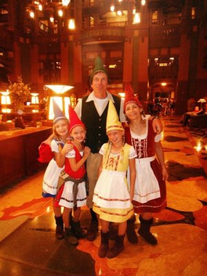 gnome family disney.jpg