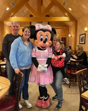 S&Minnie.jpg