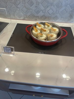 E9878172-EDD9-418F-9B48-BFB0FF2CEA3A.jpeg