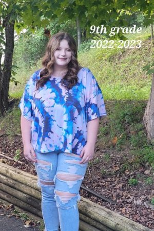 gracie first day of high school   august 19 2022.jpg