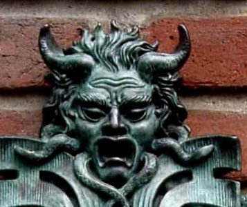 Haunted_Mansion (2).jpg