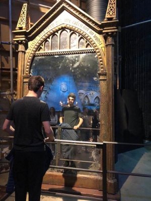 mirror of erised.jpg